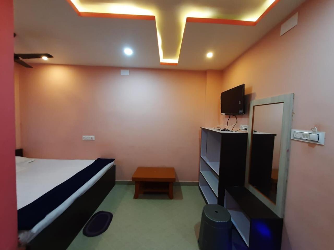 Hotel G.R.Inn Дігха Екстер'єр фото
